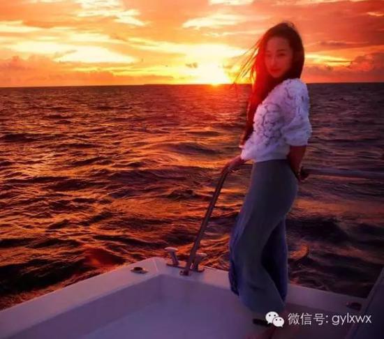 明星旅行糗事一籮筐 總有一個(gè)萌到你！