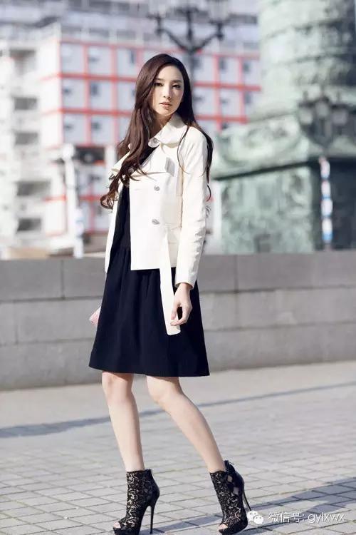 明星旅行糗事一籮筐 總有一個(gè)萌到你！