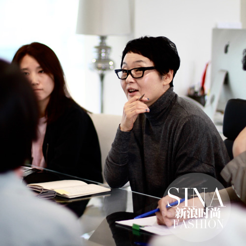 KIOK設(shè)計(jì)團(tuán)隊(duì)的討論會(huì)