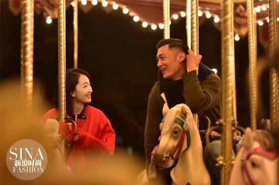 余文樂，周冬雨游園