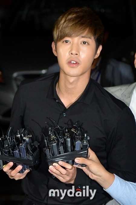 金賢重與前女友爭(zhēng)孩子撫養(yǎng)權(quán)