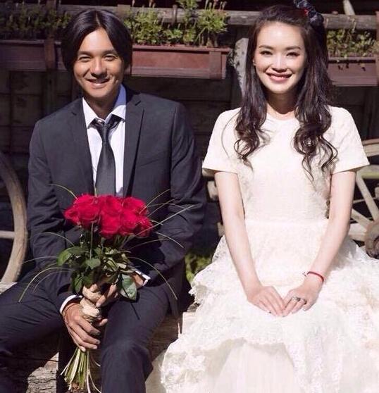 舒淇婚禮只請不到20人 淇媽感動(dòng)哭花臉