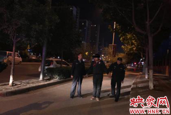 指認(rèn)犯罪現(xiàn)場(chǎng)。