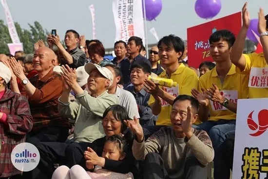 看你們的表情就知道，你們在想，再來一段！