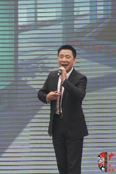 河南省著名乾旦演員、鄭州市豫劇院優(yōu)秀青年演員連德志演唱豫劇《大祭樁》選段“婆母娘且息怒站在路口”