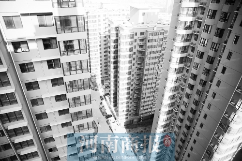 今年鄭州在商品房小區(qū)、經(jīng)適房小區(qū)內(nèi)配建的公租房，將面向社會(huì)輪候供應(yīng) 楊東華/攝