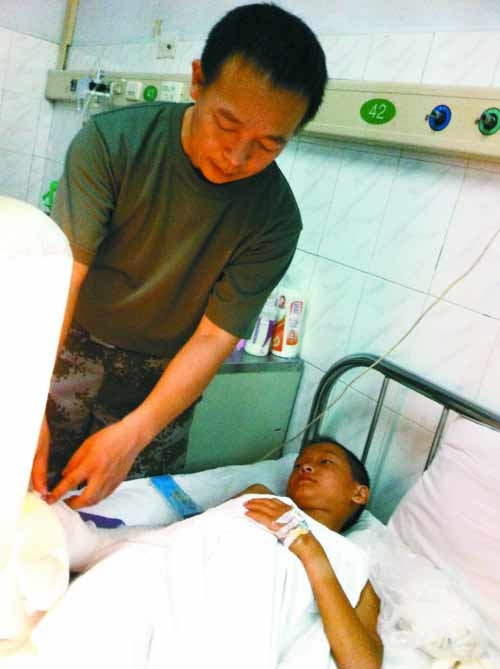 中牟12歲男孩學(xué)校除草被同學(xué)剪斷無(wú)名指