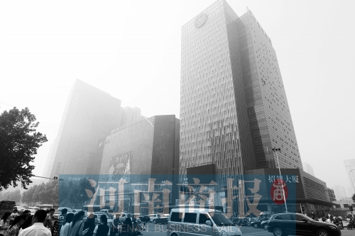 昔日關(guān)虎屯所在地，如今成鄭州最繁華地段之一 記者 鄧萬(wàn)里/攝