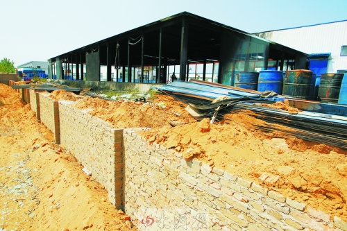 事故現(xiàn)場(chǎng)