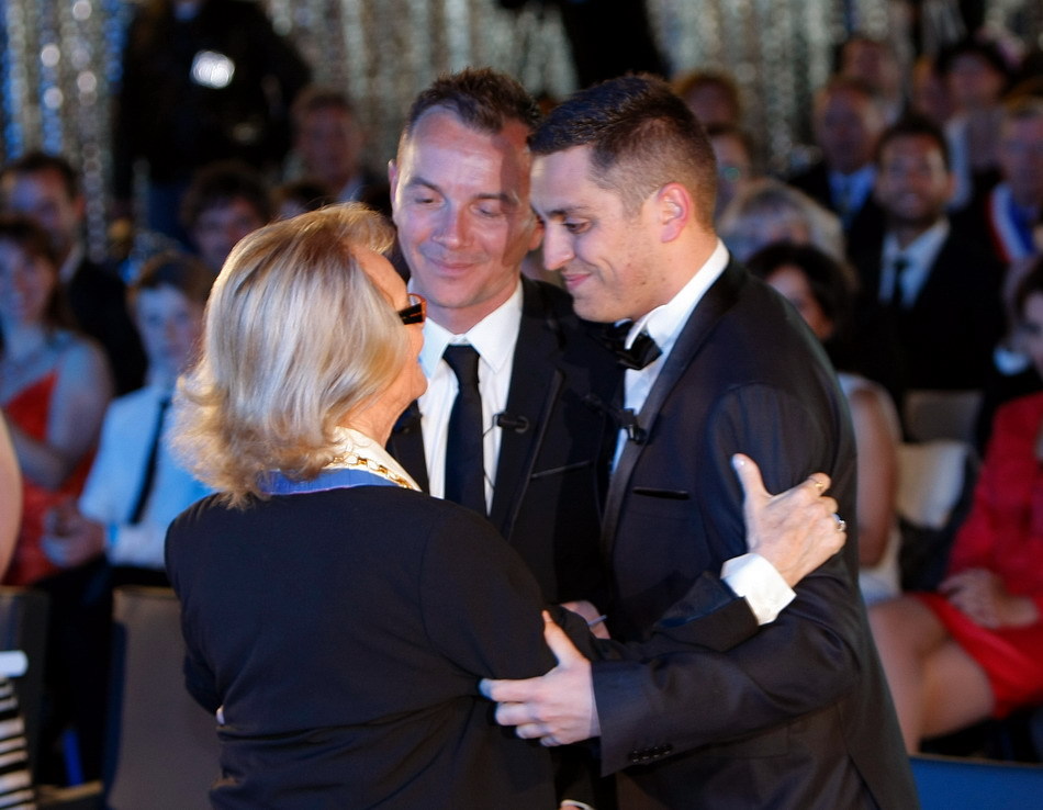 法國舉行首場(chǎng)合法同性婚禮