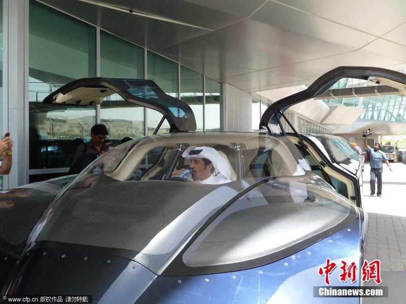 “超級(jí)巴士”在迪拜投入運(yùn)營(yíng) 打造世界最豪華公交車(chē) “超級(jí)巴士”在迪拜投入運(yùn)營(yíng) 打造世界最豪華公交車(chē)