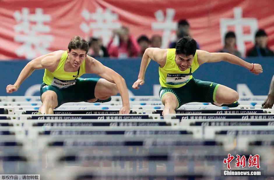 上海鉆石賽謝文駿力壓羅伯斯奪冠 劉翔觀戰(zhàn) 上海鉆石賽謝文駿力壓羅伯斯奪冠 劉翔觀戰(zhàn)