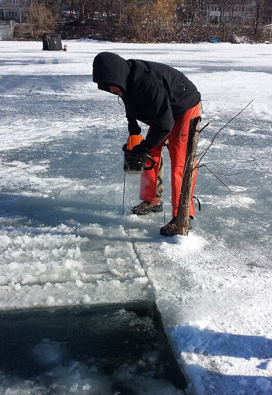 這是他們第二次嘗試復(fù)制英國巨石陣。（網(wǎng)頁截圖）