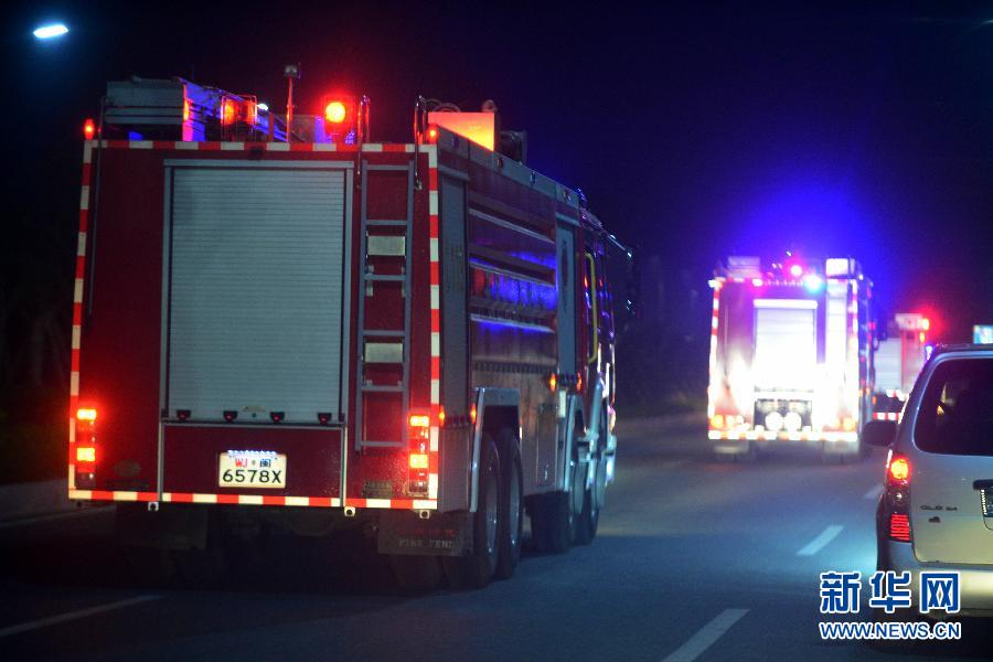 4月7日，消防車輛趕往事故現(xiàn)場(chǎng)。