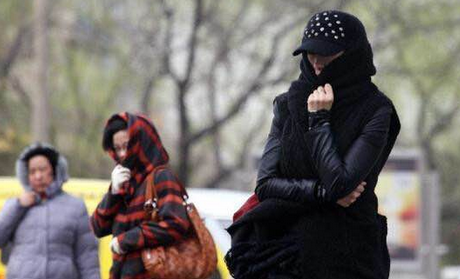 河南氣溫跳水多地發(fā)布大風寒潮預(yù)警 初九回暖