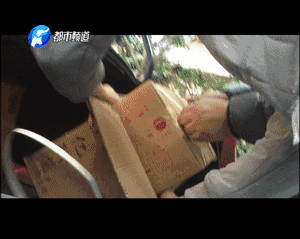 數(shù)以噸計的假名酒流向市場 記者臥底揭利益黑幕