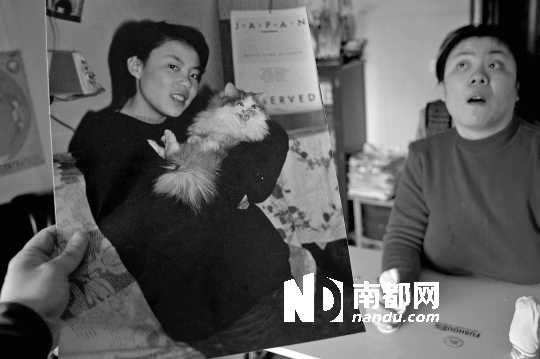 昔日的清純與秀美，如今，卻終身癱瘓、生活不能自理。C FP供圖