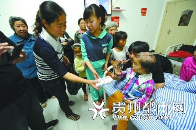 好心人送來(lái)酸奶。