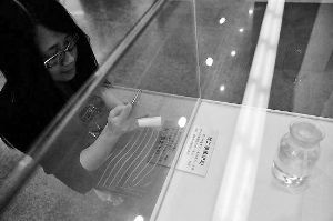 一個月前，昆明市博物館開展了一次煉油和石化科普展覽，就市民們非常關(guān)心的中石油云南煉油項(xiàng)目進(jìn)行科普和解讀，市民對PX尤為感興趣。