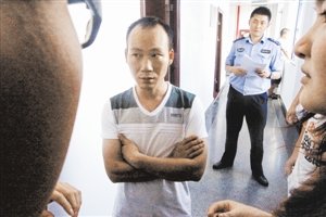 家屬沉默悲痛，不愿提起更多。