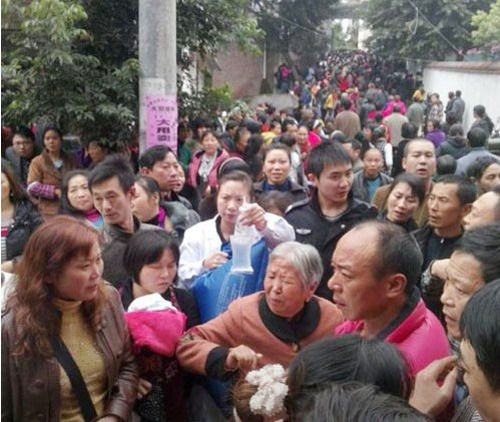 事故現(xiàn)場(chǎng)圖片。