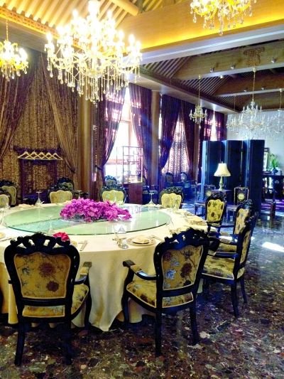  乙十六會(huì)所北海店包廂內(nèi)景。記者王文志攝