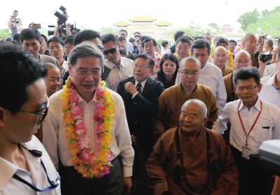 張志軍步入禮敬大廳。