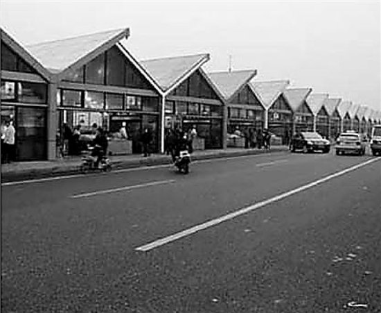 網(wǎng)友拍下的洞頭海鮮排檔照片。