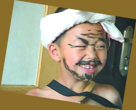 老鄉(xiāng)見老鄉(xiāng)，甭提多開心