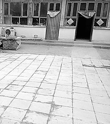 案發(fā)院落，血跡已被掩蓋。