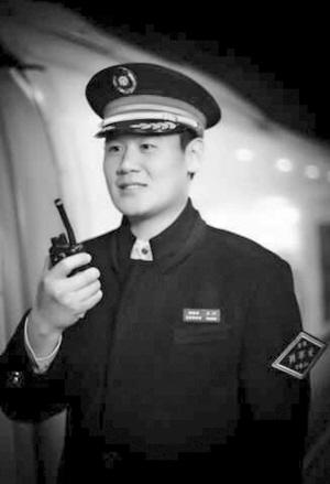 袁閱說，女友讓他挺感動(dòng) 本人供圖