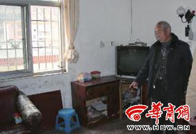 14歲少年要錢未果打傷爺爺 被父親用搟面杖打死 14歲少年要錢未果打傷爺爺 被父親用搟面杖打死