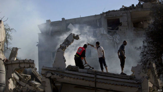 加沙地帶建筑在空襲中被毀。來源：BBC網(wǎng)站