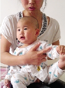 經(jīng)過幾個月治療，涵涵的病情好轉(zhuǎn)多了。