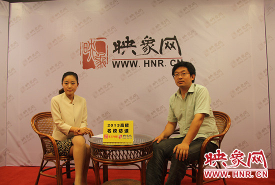 　6月23日，清華大學河南招生組組長謝旭東做客映象網(wǎng)“2013高招名校訪談”節(jié)目