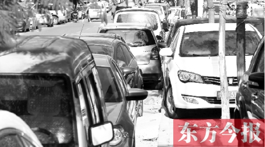 鄭州停車位緊張，給愛車找個(gè)車位每天都在考驗(yàn)著車主的智慧