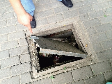 男子因打不過情敵出刀割傷對方脖子 已被警方帶走 男子因打不過情敵出刀割傷對方脖子 已被警方帶走