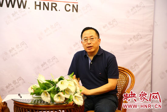 武漢大學(xué)河南招生組組長(zhǎng)張軍亭做客映象網(wǎng)2014高考“名校面對(duì)面”系列視頻訪(fǎng)談 武漢大學(xué)河南招生組組長(zhǎng)張軍亭做客映象網(wǎng)2014高考“名校面對(duì)面”系列視頻訪(fǎng)談