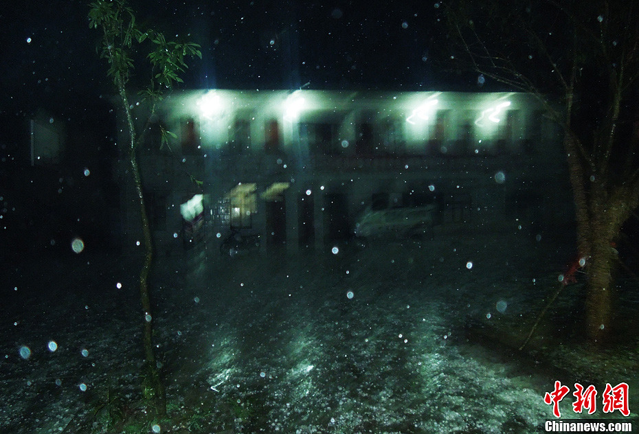 貴州省貴定縣鐵廠鄉(xiāng)遭受百年來最嚴重的冰雹災(zāi)害：造成直接經(jīng)濟損失1473萬元。