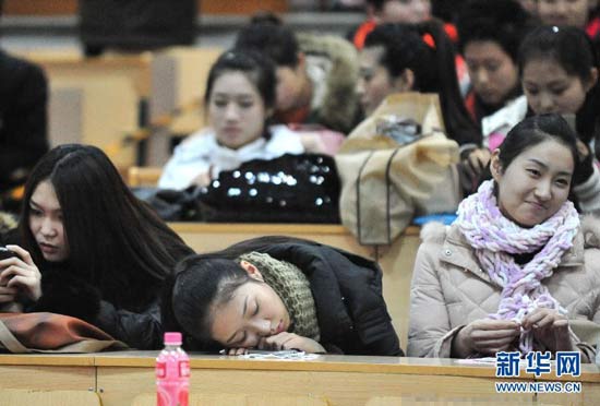 藝考面面觀(guān)之辛酸史 18歲女生騙外婆萬(wàn)元抽脂