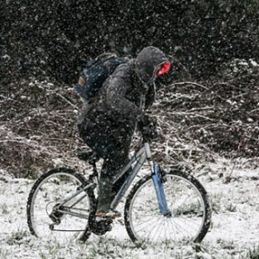 英國(guó)50年來(lái)最冷春天
