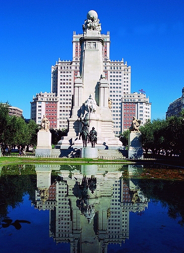 　塞萬(wàn)提斯紀(jì)念碑　