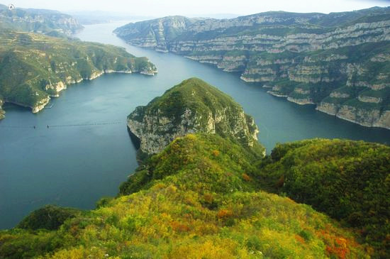 到黃河三峽“飛”黃河、拜孔子、探溶洞