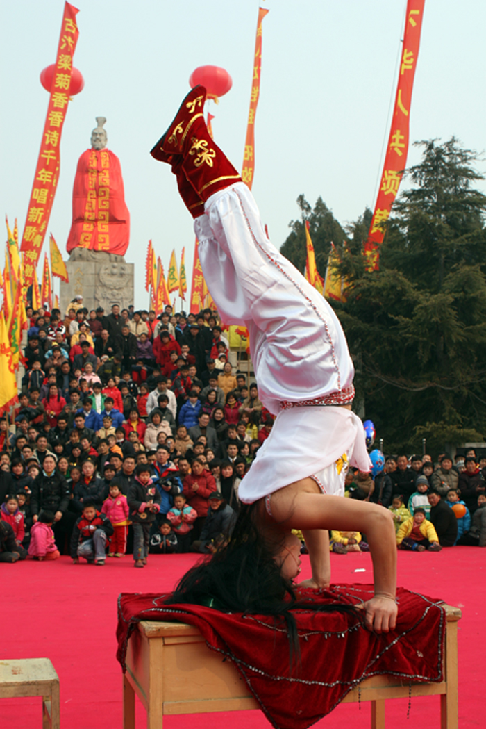 　　超強(qiáng)的演出陣容,超強(qiáng)的娛樂產(chǎn)品組合。