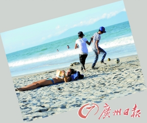 動(dòng)靜皆宜的沙灘。