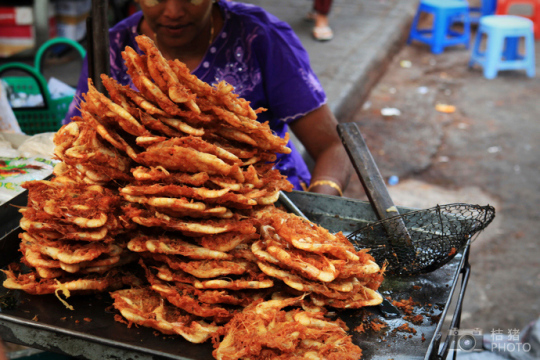 緬甸，繽紛的街邊平民小吃