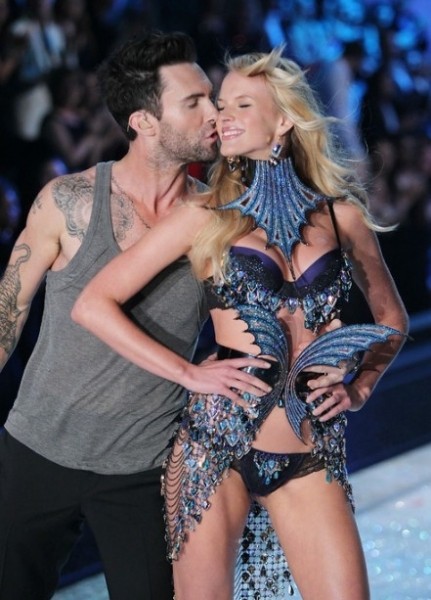 誰能有幸約會天使？維秘超模們的男星后宮團