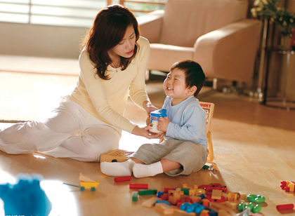 你是孩子的陪玩兒高手嗎？不同階段不同玩法