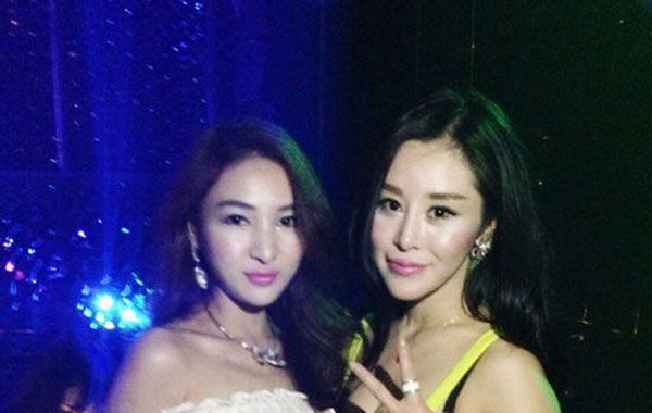 2013年6月15日，郭美美在澳門包下整間酒吧舉辦Party慶祝生日
