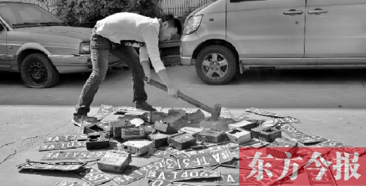 “老的哥”揭“黑車(chē)”猖獗原因，建議倒查假車(chē)牌、出租車(chē)使用機(jī)打發(fā)票